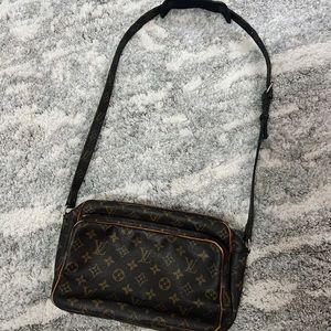 Authentic Vintage Louis Vuitton Bag / Purse